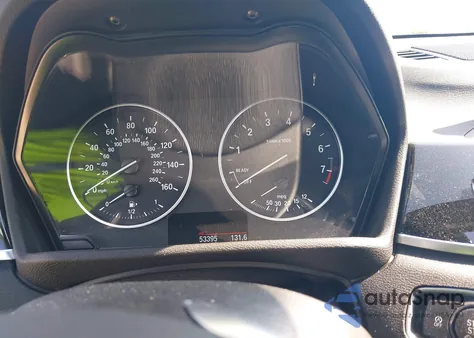 2018 BMW X1 xDrive28I из США, поврежденный, VIN WBXHT3C38J5K31608